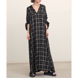 アパルトモンドゥーズィエムクラス(L'Appartement DEUXIEME CLASSE)の【REMI RELIEF/レミレリーフ】CHECK SHIRT DRESS 完売(ロングワンピース/マキシワンピース)