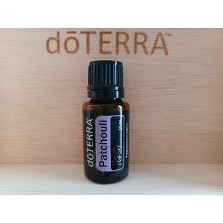 ドテラ(doTERRA)のドテラ　パチョリ　エッセンシャルオイル　15ML(エッセンシャルオイル（精油）)