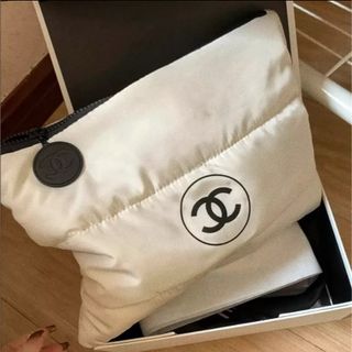 シャネル(CHANEL)のCHANEL ポーチ(ポーチ)