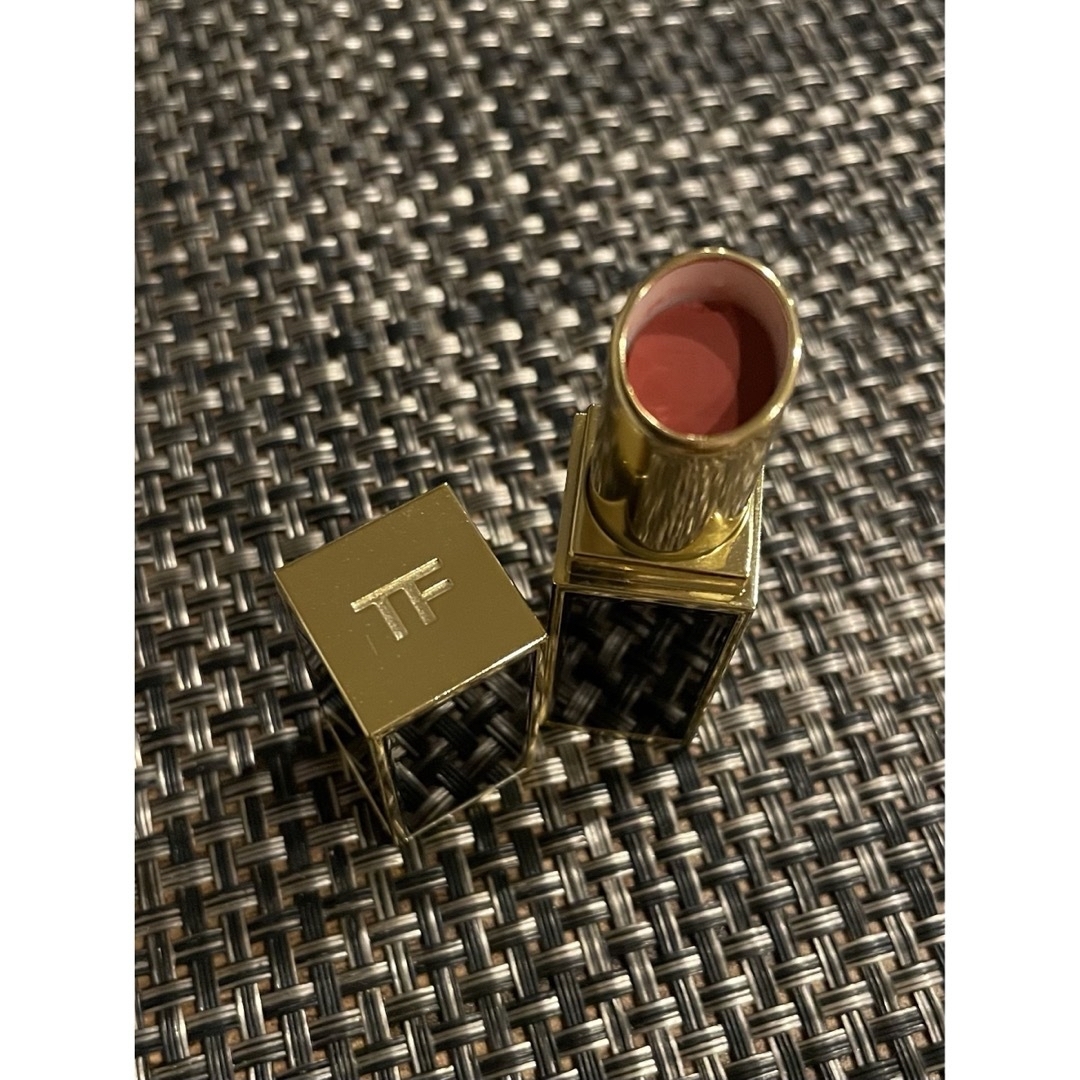 TOM FORD(トムフォード)のハちゃん様用【TOM FORD】口紅 コスメ/美容のベースメイク/化粧品(口紅)の商品写真