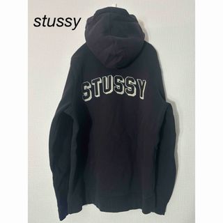 ステューシー(STUSSY)のstussy 刺繍ロゴ パーカー フーディ(パーカー)