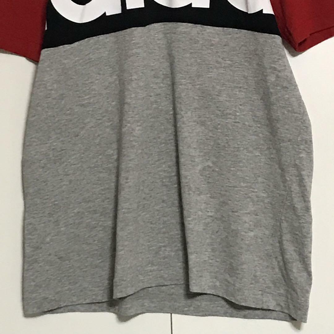 adidas(アディダス)の【美品】アディダス　ビッグロゴ入りTシャツ 美品　マルチカラー　F977 メンズのトップス(Tシャツ/カットソー(半袖/袖なし))の商品写真