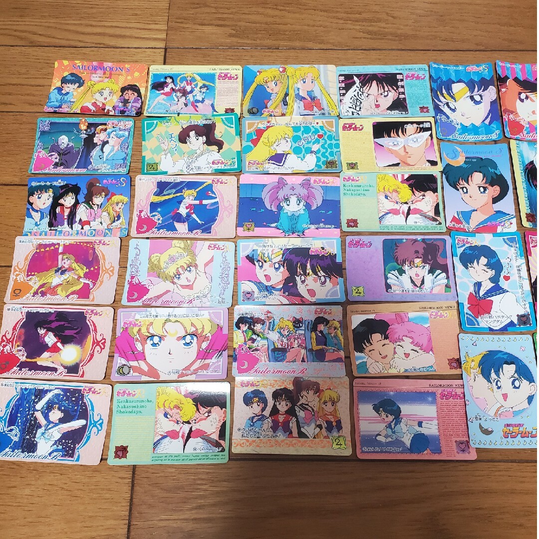 セーラームーン  カード  52枚 エンタメ/ホビーのおもちゃ/ぬいぐるみ(キャラクターグッズ)の商品写真