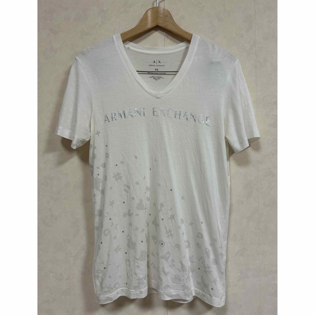 ARMANI EXCHANGE(アルマーニエクスチェンジ)のARMANI EXCHANGE メンズ半袖Vネック プリントTシャツ XSサイズ メンズのトップス(Tシャツ/カットソー(半袖/袖なし))の商品写真