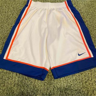 ナイキ(NIKE)の00s NIKE バスパン　ナイキ　バスケットボール ハーフパンツ　ストリート(ショートパンツ)