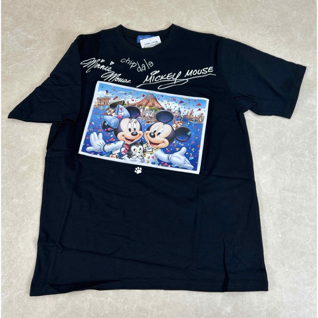 Disney(ディズニー)のディズニー　サイン　Tシャツ　ブラック　Lサイズ　半袖　ミッキー エンタメ/ホビーのおもちゃ/ぬいぐるみ(キャラクターグッズ)の商品写真