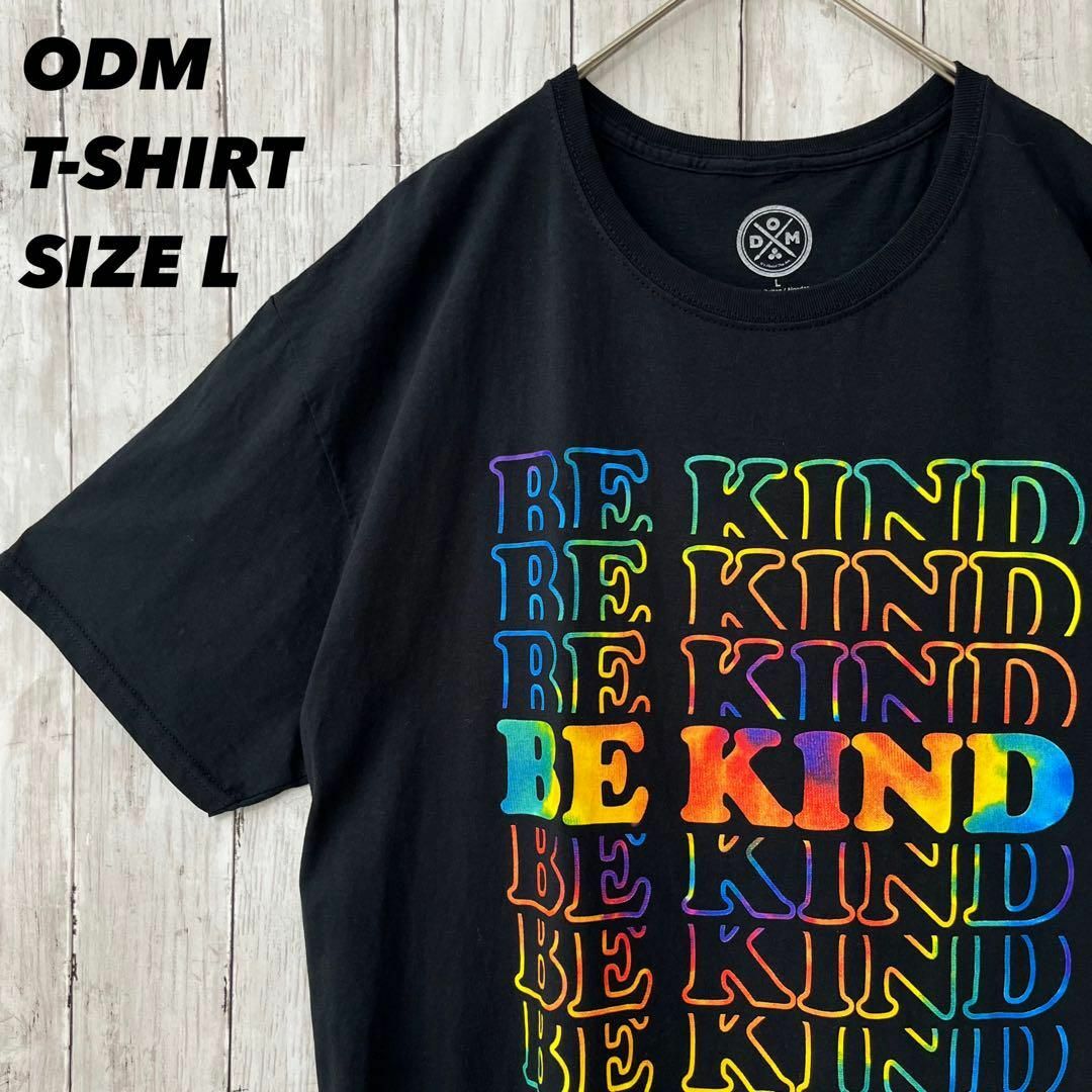 アメリカ古着　ODM レインボーカラー7段プリントTシャツ　サイズMユニセックス メンズのトップス(Tシャツ/カットソー(半袖/袖なし))の商品写真