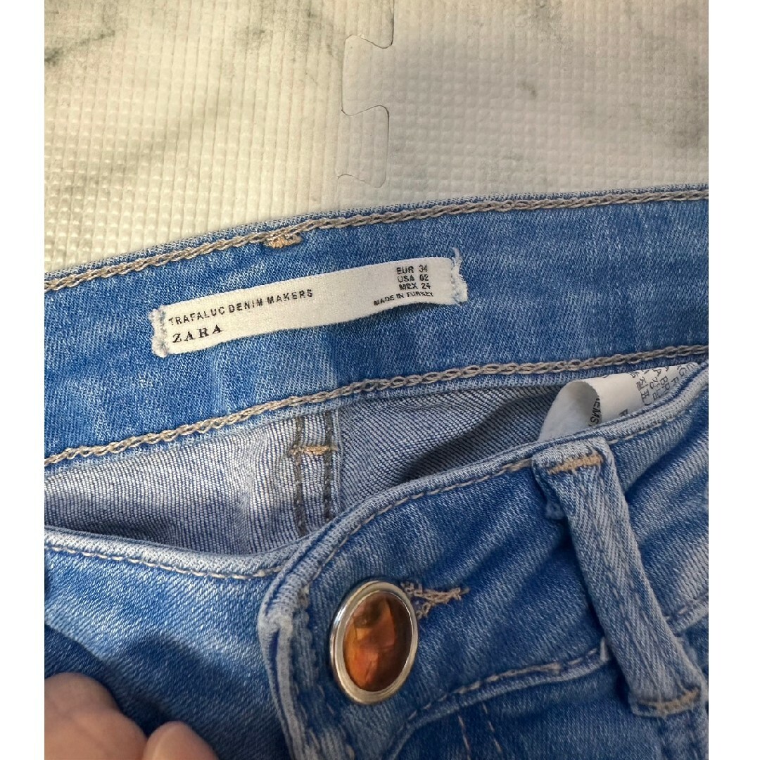 ZARA(ザラ)のZARAスキニーデニム レディースのパンツ(デニム/ジーンズ)の商品写真