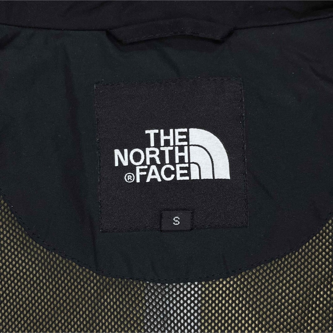 THE NORTH FACE(ザノースフェイス)の美品人気 ノースフェイス ナイロンジャケット メンズS ゴアテックス ブラック メンズのジャケット/アウター(ナイロンジャケット)の商品写真
