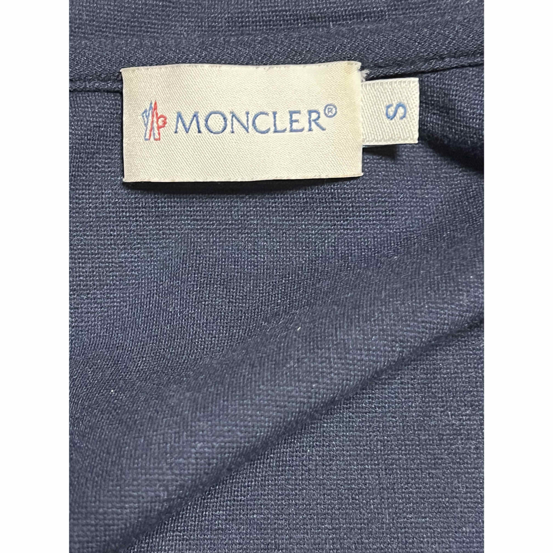 MONCLER(モンクレール)のMONCLER☆ダウン切替☆半袖ジップパーカー レディースのジャケット/アウター(その他)の商品写真