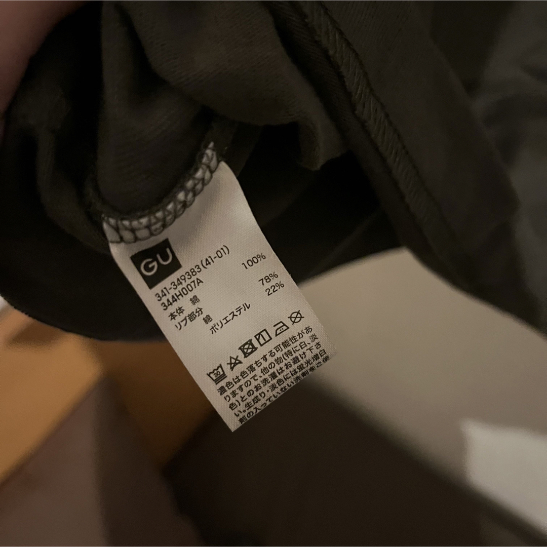 GU(ジーユー)のGU ヘビーウェイトクルーネックT ダークグリーン L メンズのトップス(Tシャツ/カットソー(七分/長袖))の商品写真
