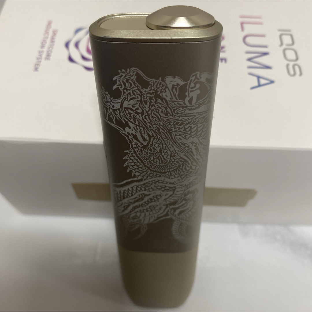 IQOS(アイコス)のiQOS ILUMA ONE アイコス イルマ ワン 加工 龍 鳳凰 昇り龍 金 メンズのファッション小物(タバコグッズ)の商品写真