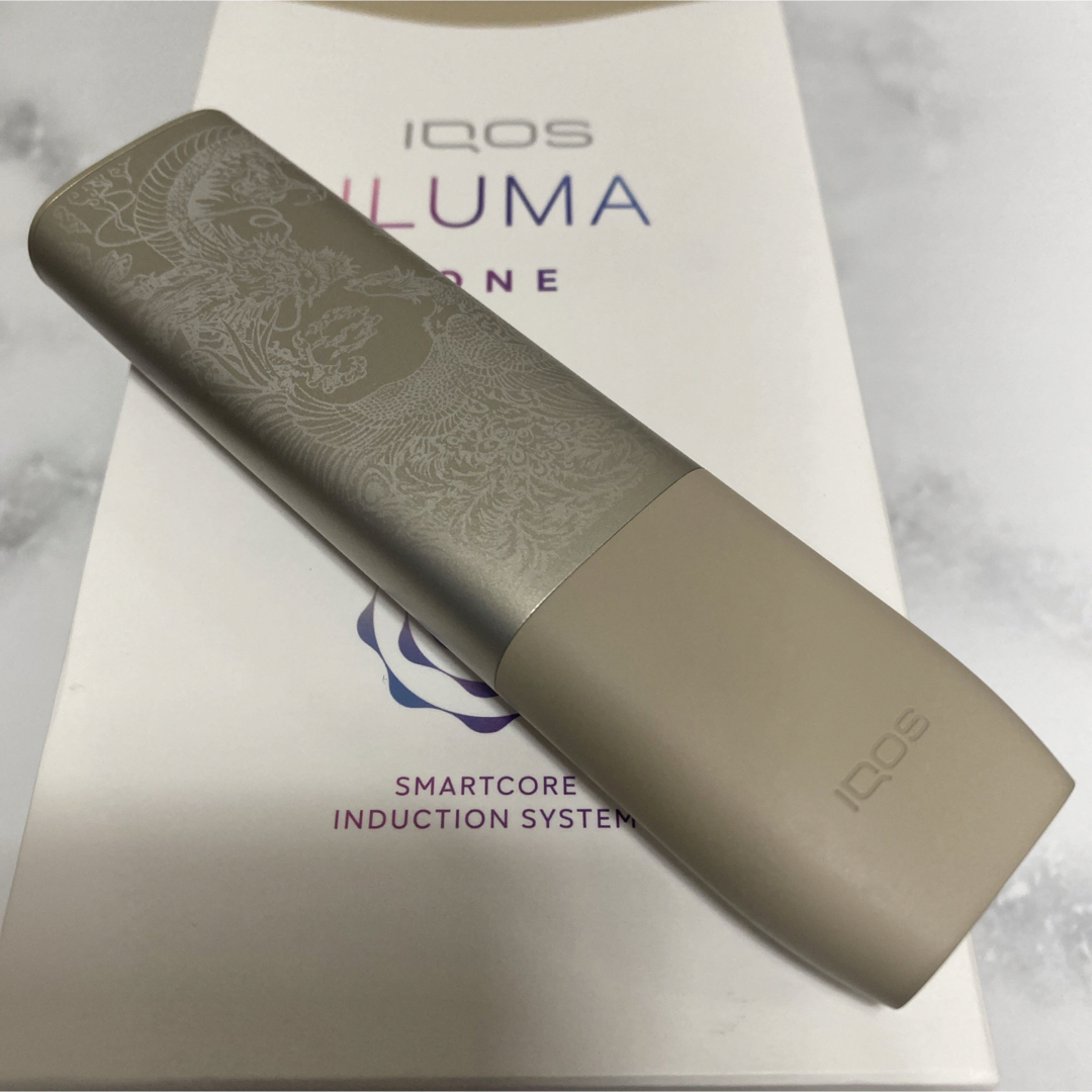 IQOS(アイコス)のiQOS ILUMA ONE アイコス イルマ ワン 加工 龍 鳳凰 昇り龍 金 メンズのファッション小物(タバコグッズ)の商品写真