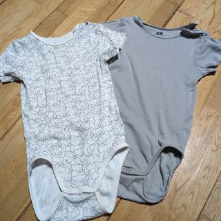 エイチアンドエム(H&M)のH&M　98cm　半袖ロンパース　2枚セット(下着)