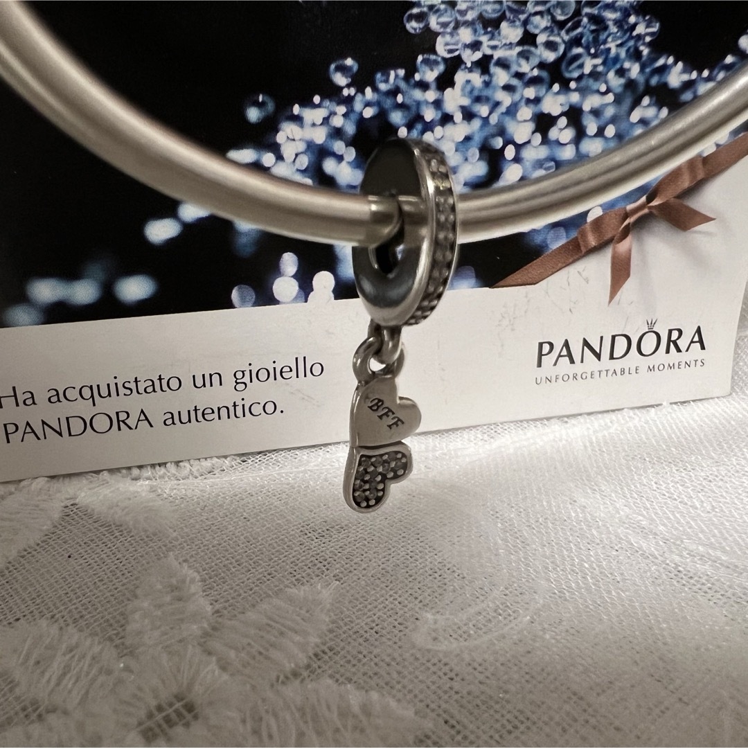 PANDORA(パンドラ)のパンドラBest Friends Dangle チャーム　正規品 レディースのアクセサリー(チャーム)の商品写真