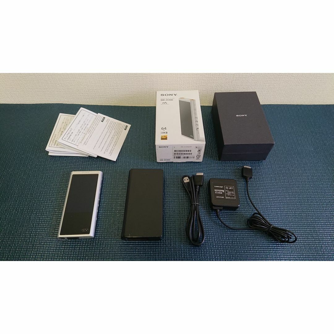 SONY(ソニー)のソニー ウォークマンNW-ZX300 スマホ/家電/カメラのオーディオ機器(ポータブルプレーヤー)の商品写真