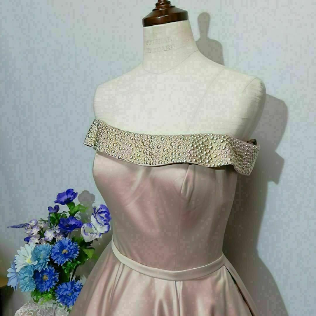 La Femme 新品未使用　パーティー　ドレス　ワンピース　ピンクベージュ系 レディースのフォーマル/ドレス(その他ドレス)の商品写真