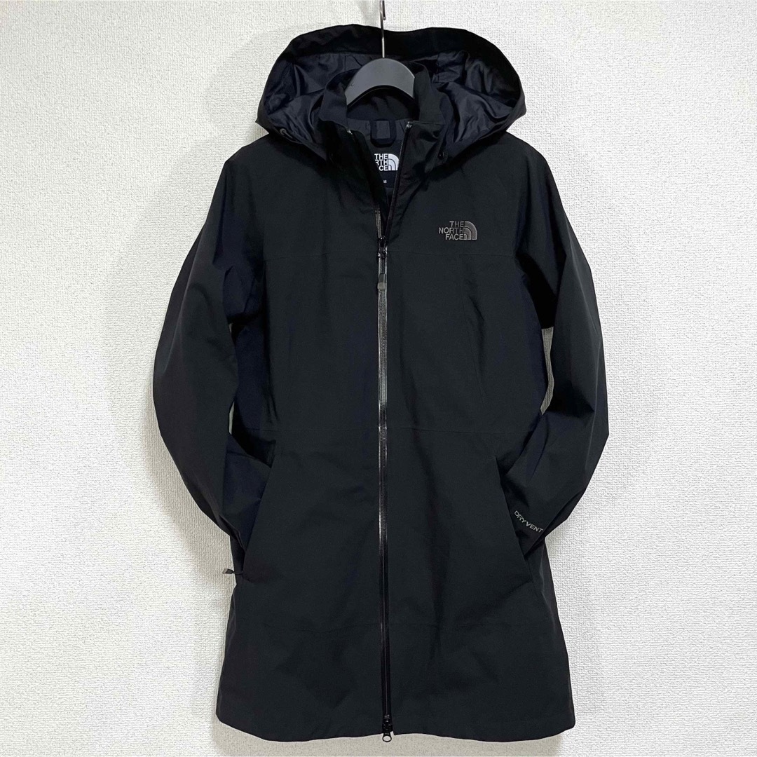 THE NORTH FACE(ザノースフェイス)の極美品 ノースフェイス マウンテンコート レディースS 黒 透湿防水 フード着脱 レディースのジャケット/アウター(ロングコート)の商品写真