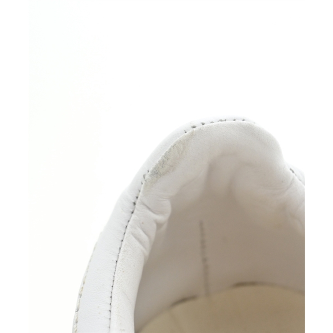 Myne(マイン)のMYne マイン スニーカー EU40(25cm位) シルバーx白 【古着】【中古】 メンズの靴/シューズ(スニーカー)の商品写真