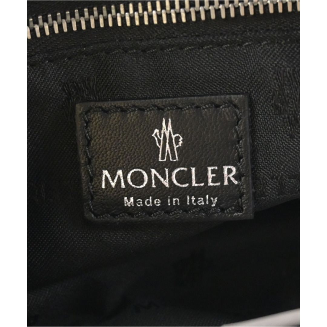 MONCLER(モンクレール)のMONCLER モンクレール ポーチ - 黒 【古着】【中古】 レディースのファッション小物(ポーチ)の商品写真