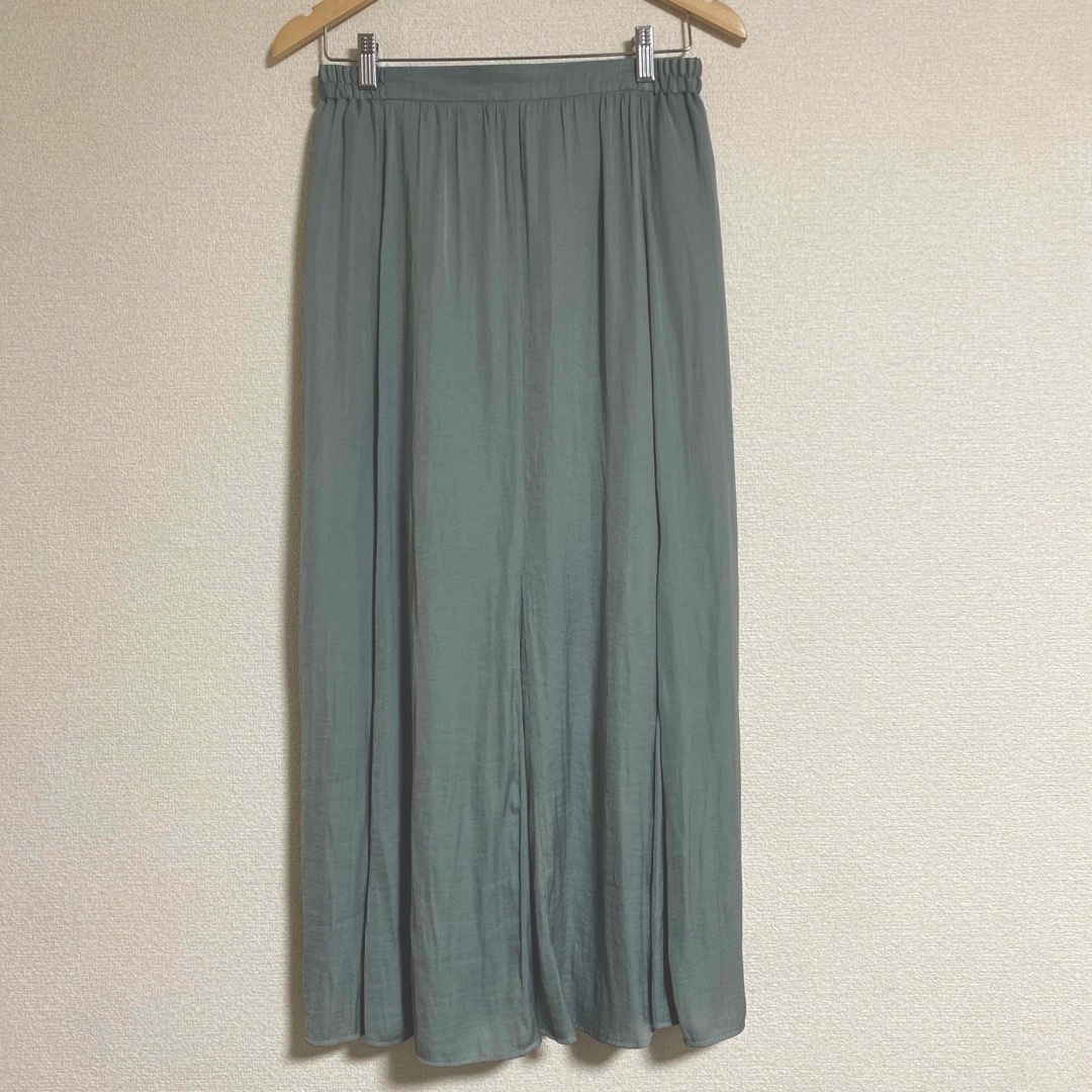 GU(ジーユー)のGU  マキシ丈　ロングスカート　L レディースのスカート(ロングスカート)の商品写真