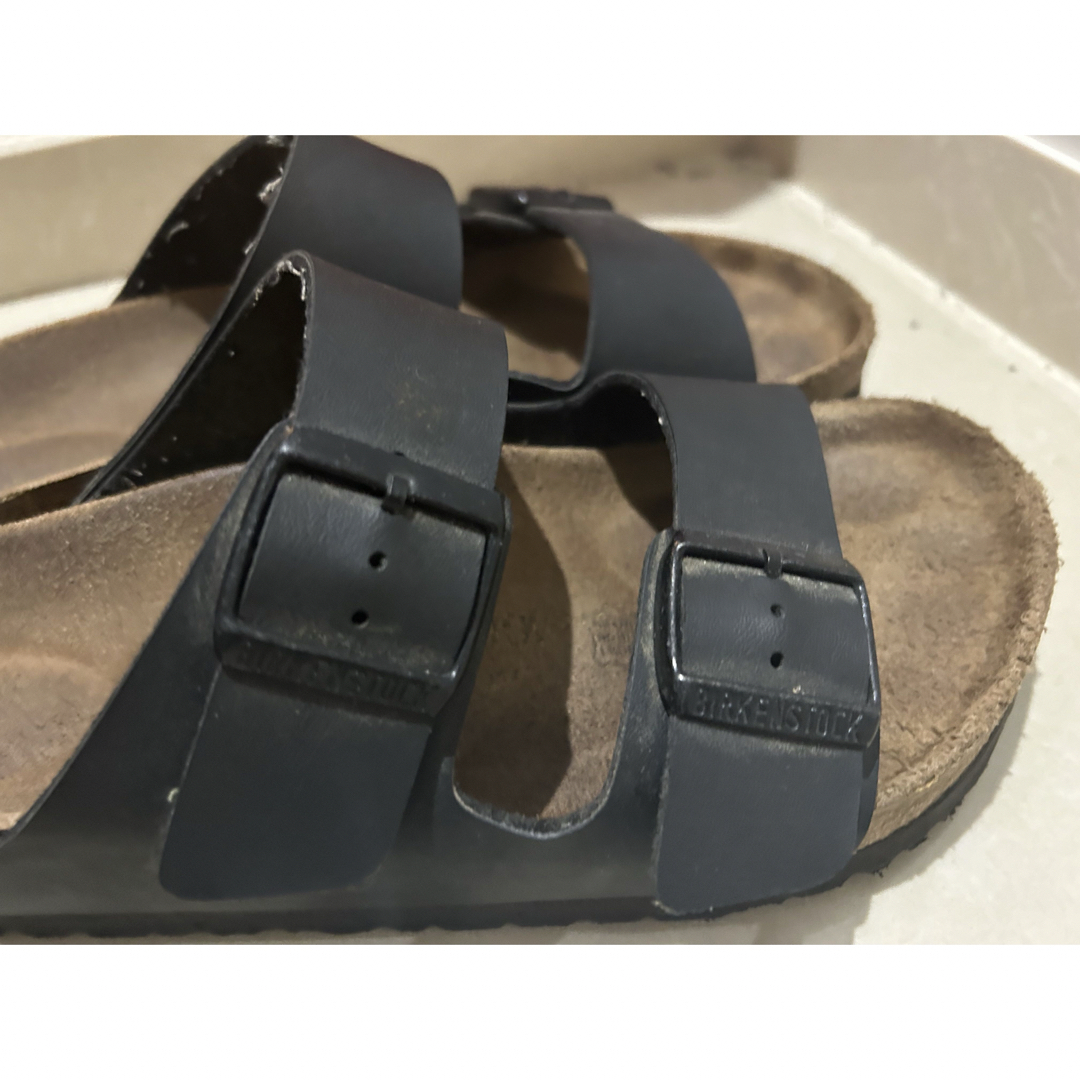 BIRKENSTOCK(ビルケンシュトック)のビルケンシュトック  黒 アリゾナブラック サンダル 25cm メンズの靴/シューズ(サンダル)の商品写真