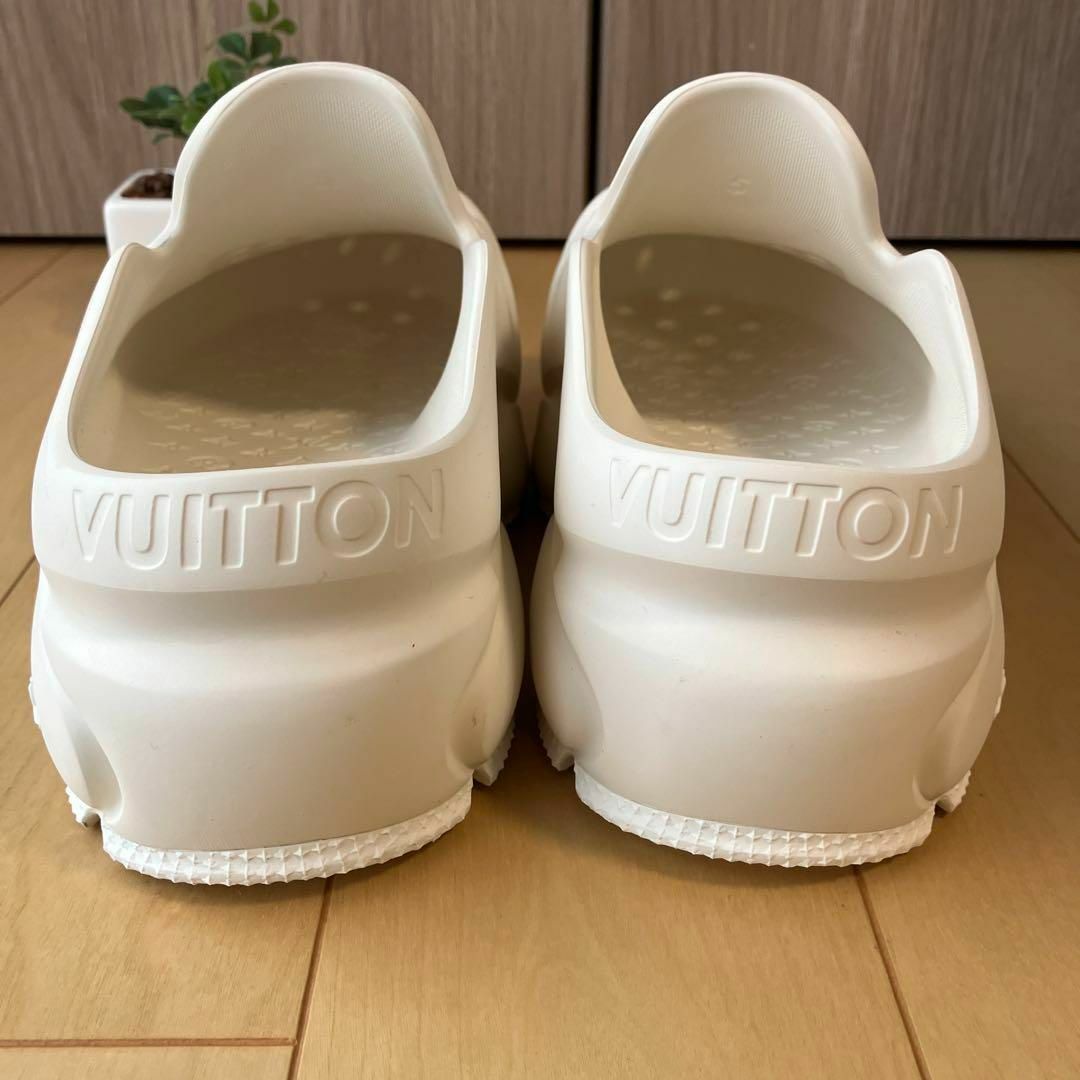 ルイ・ヴィトン LV シャーク・ライン サンダル 白 24.5㎝ 未使用 ルイ・ヴィトン LV シャーク・ライン サンダル 白 24.5㎝ 未使用