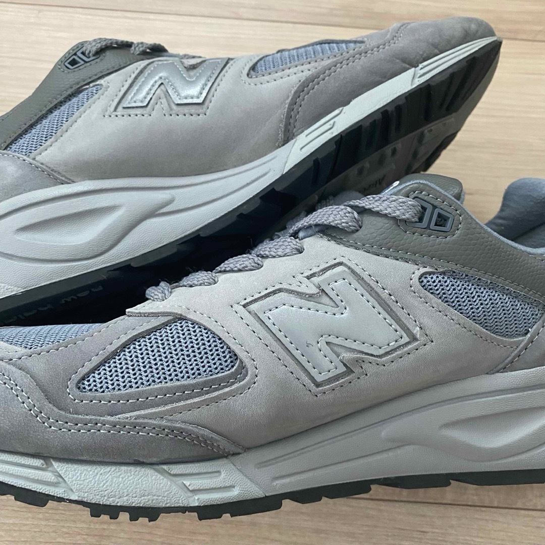 New Balance(ニューバランス)のWTAPS × NEW BALANCE 990V2 29 cm ダブルタップス メンズの靴/シューズ(スニーカー)の商品写真