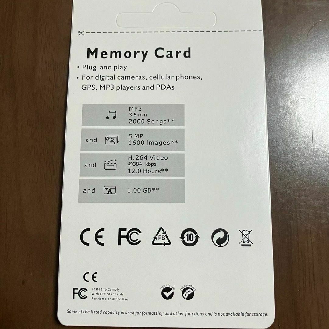 マイクロSDカード　512GB スマホ/家電/カメラのスマホ/家電/カメラ その他(その他)の商品写真