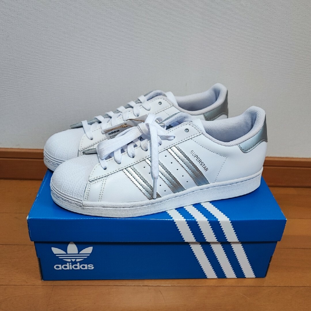 adidas(アディダス)のアディダス　adidas　スニーカー スーパースター　Superstar メンズの靴/シューズ(スニーカー)の商品写真