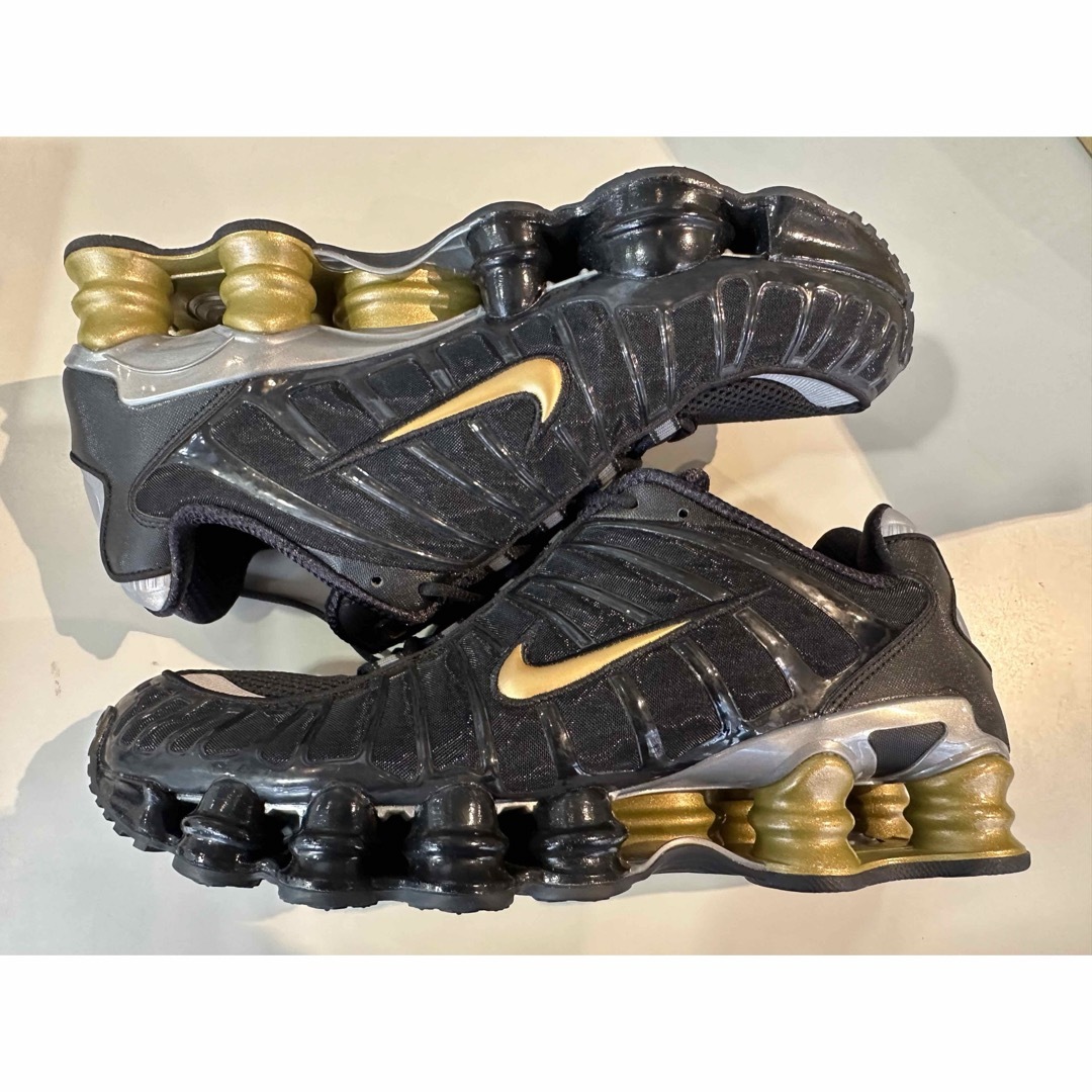 NIKE(ナイキ)のNIKE SHOX TL NEYMAR US10 新品 BV1388-001 メンズの靴/シューズ(スニーカー)の商品写真