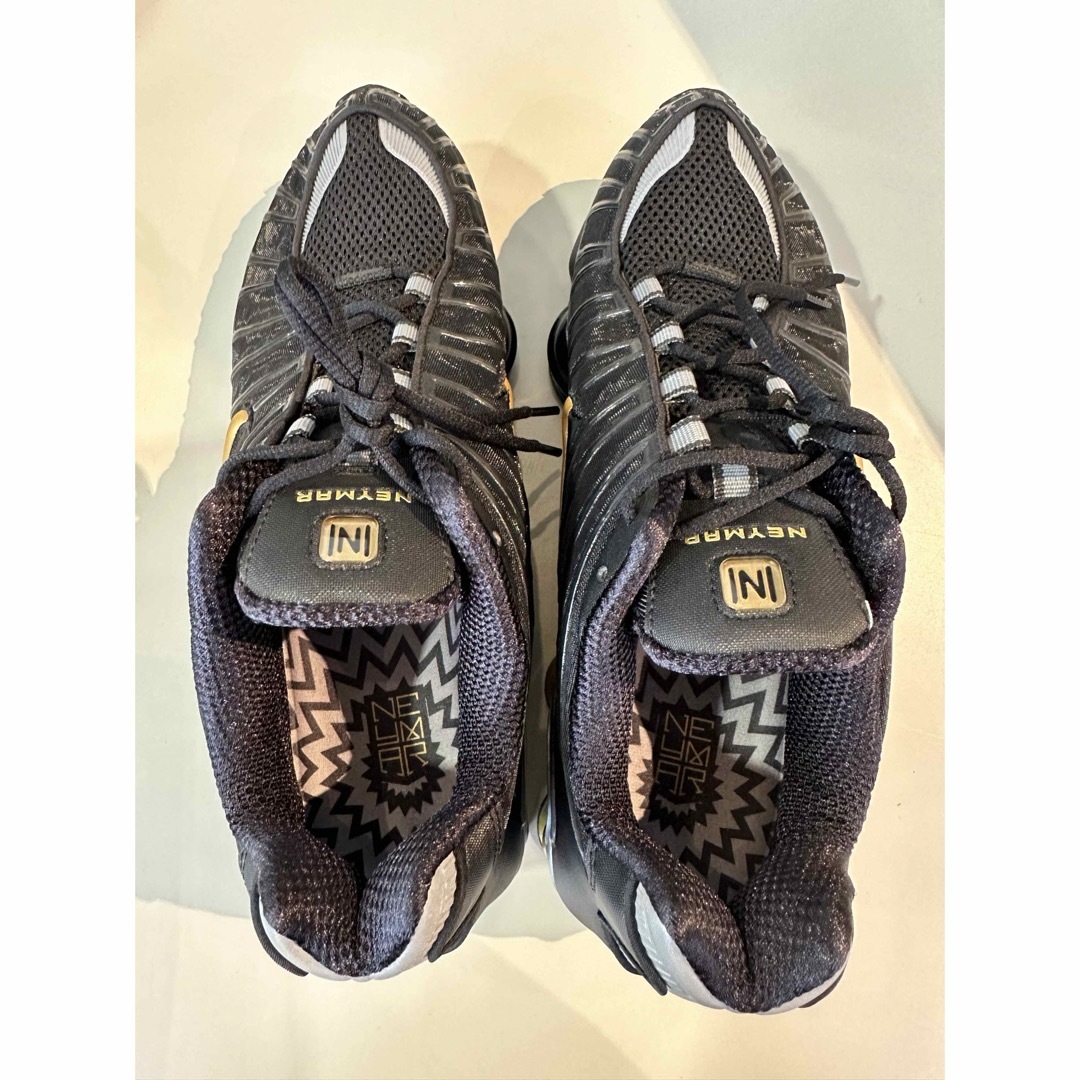 NIKE(ナイキ)のNIKE SHOX TL NEYMAR US10 新品 BV1388-001 メンズの靴/シューズ(スニーカー)の商品写真