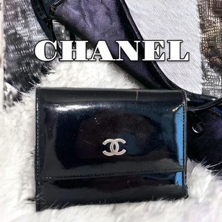シャネル(CHANEL)の【シャネル】 ココマーク エナメル 三つ折り 財布 ブラック 人気 美品 002(財布)