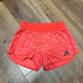 adidas - 新品　adidas キッズトラックパンツ　短パン　130