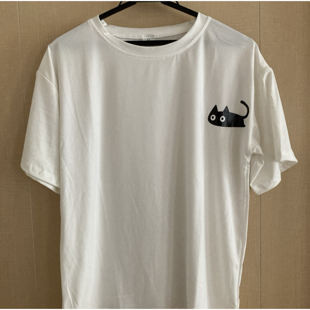 猫 Tシャツ 白 M レディース 夏 半袖 ワンポイント ホワイト キュート メンズのトップス(Tシャツ/カットソー(半袖/袖なし))の商品写真