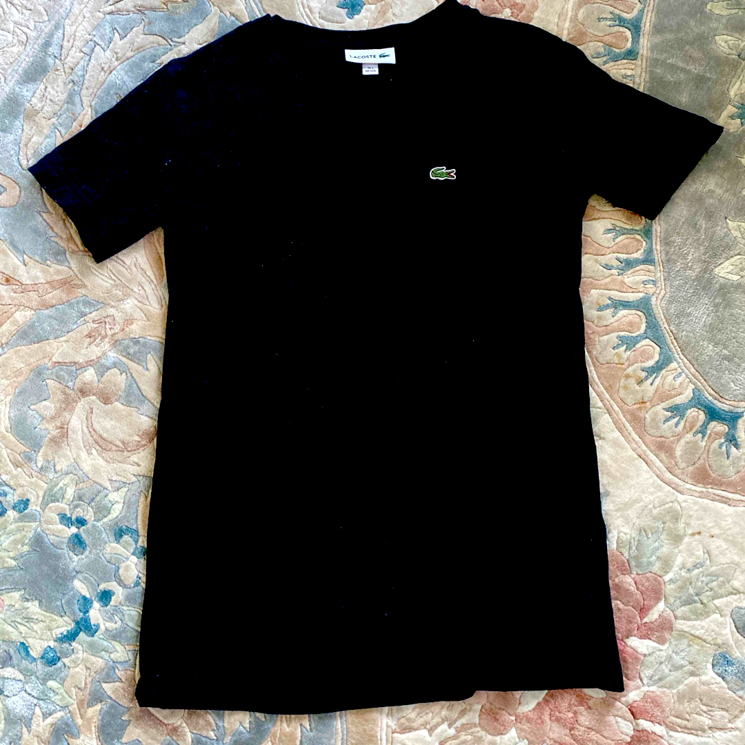 LACOSTE(ラコステ)のLACOSTE 黒Tシャツ レディースのトップス(Tシャツ(半袖/袖なし))の商品写真