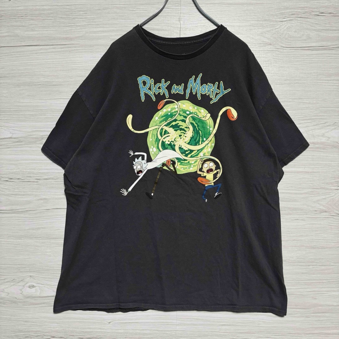 TV&MOVIE(ティービーアンドムービー)の【入手困難】RICK AND MORTY Tシャツ　2XLサイズ　海外輸入 メンズのトップス(Tシャツ/カットソー(半袖/袖なし))の商品写真