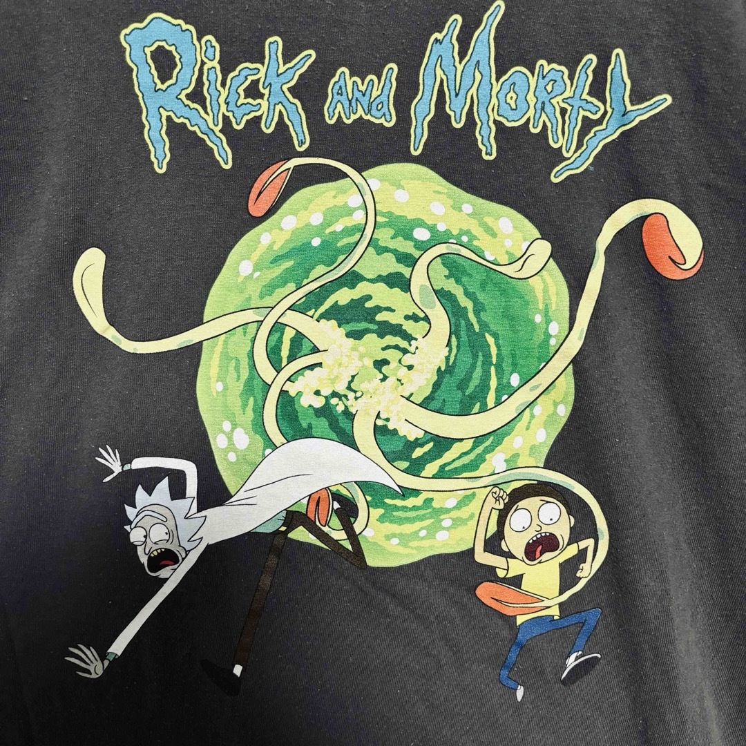 TV&MOVIE(ティービーアンドムービー)の【入手困難】RICK AND MORTY Tシャツ　2XLサイズ　海外輸入 メンズのトップス(Tシャツ/カットソー(半袖/袖なし))の商品写真