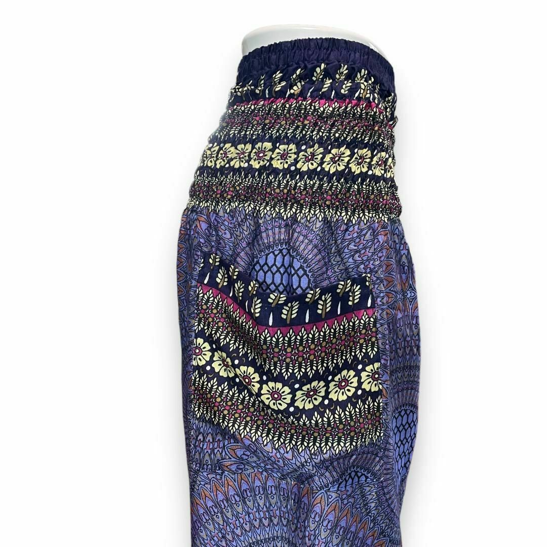 タイパンツ ポケット付き レディース シャーリング 紫 ハイビスカス レディースのパンツ(サルエルパンツ)の商品写真