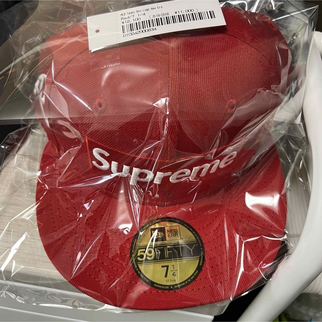 Supreme(シュプリーム)のSupreme MLB Teams Box Logo New Era Red メンズの帽子(キャップ)の商品写真