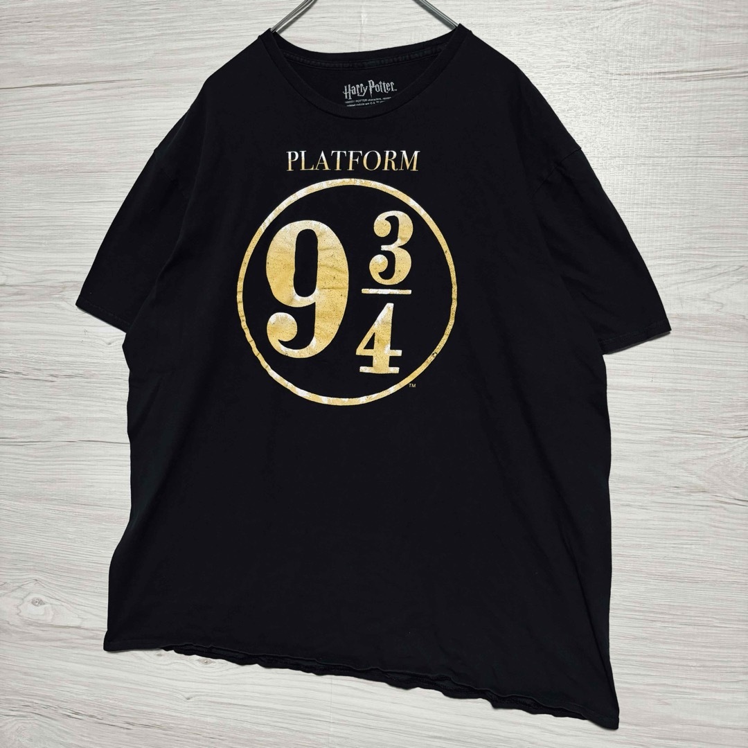 TV&MOVIE(ティービーアンドムービー)の【入手困難】Harry Potter ハリーポッター 9と4分の3番線 Tシャツ メンズのトップス(Tシャツ/カットソー(半袖/袖なし))の商品写真