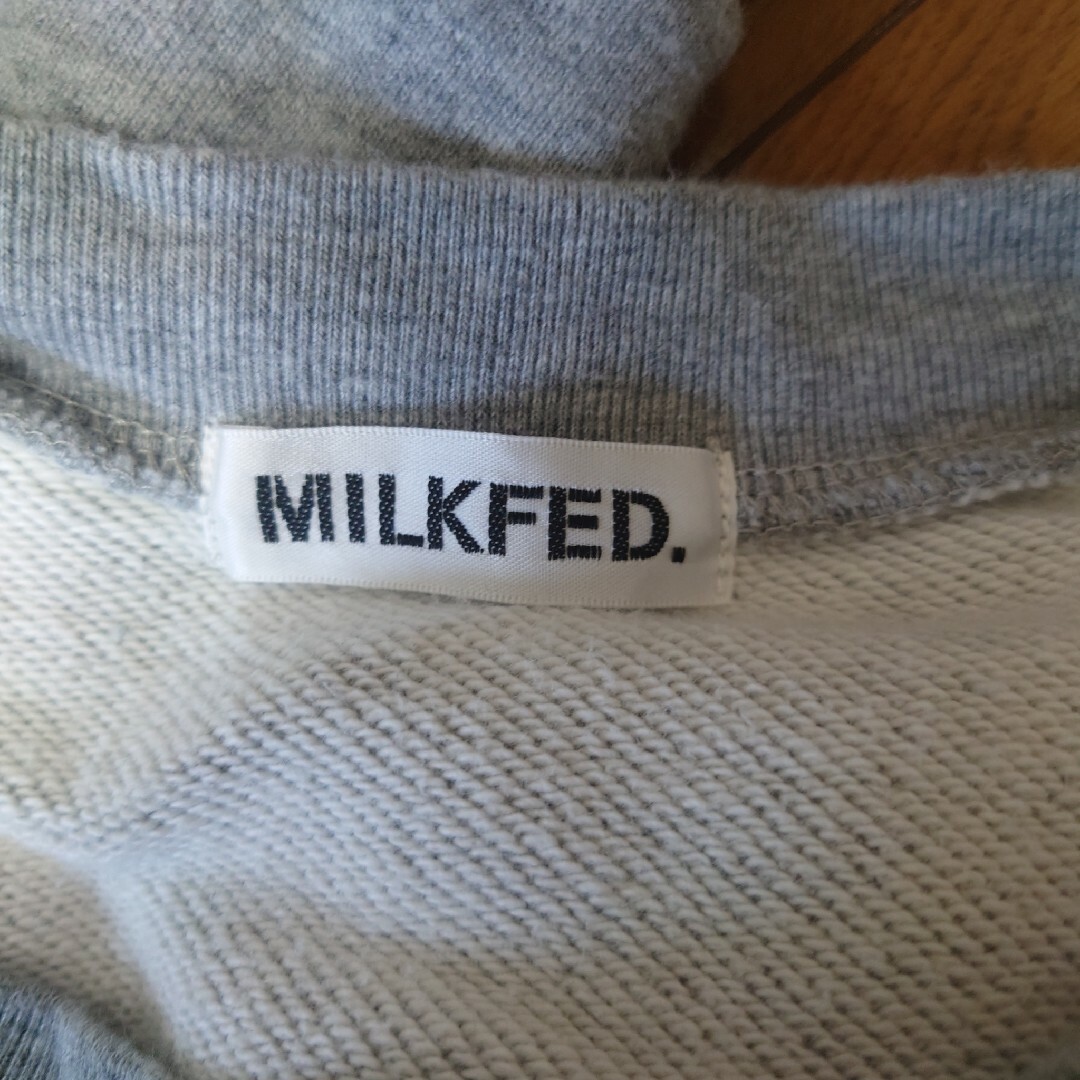 MILKFED.(ミルクフェド)のミルクフェド ロング ワンピース トレーナー スウェット 長袖 お色はグレー レディースのワンピース(ロングワンピース/マキシワンピース)の商品写真