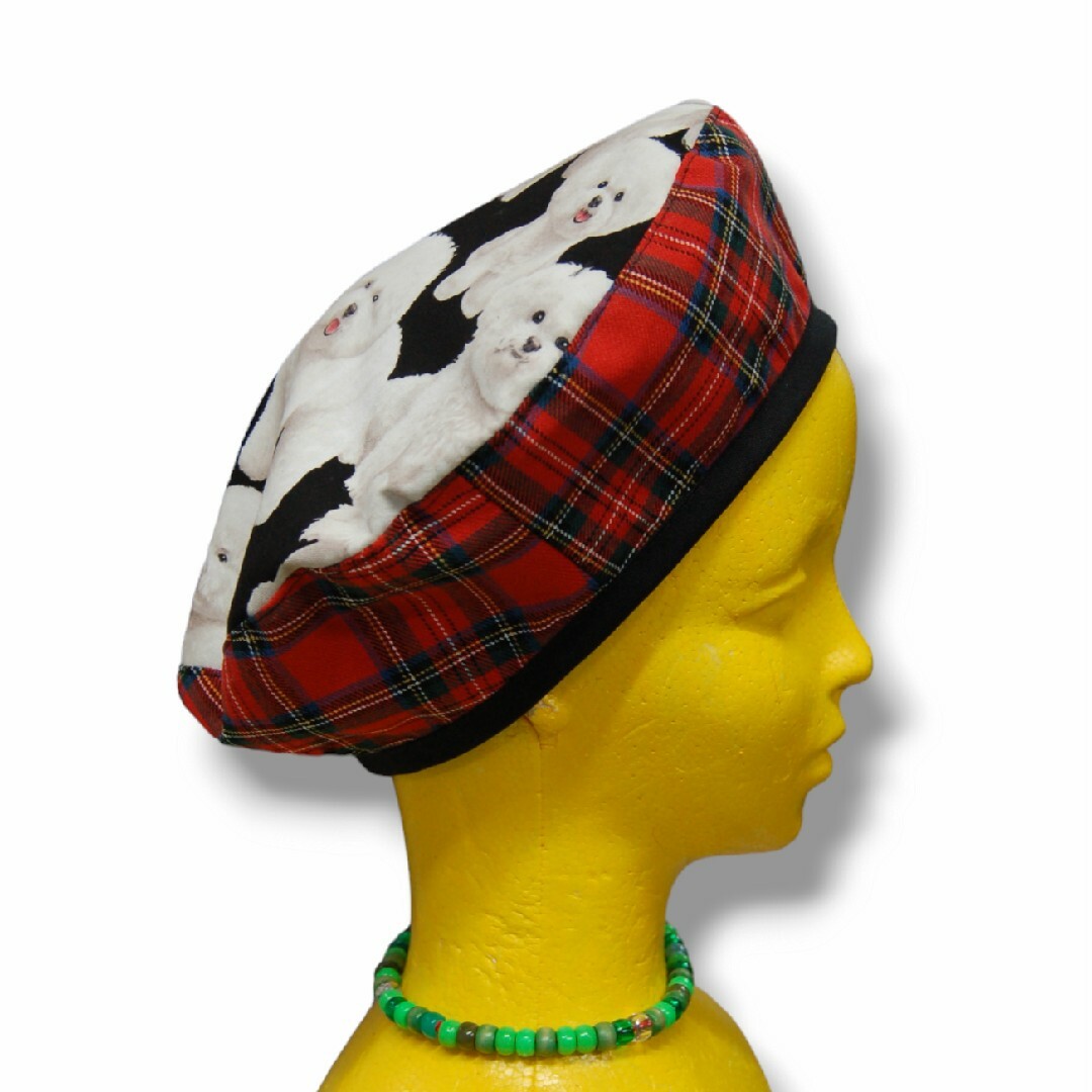 ビションフリーゼ　犬柄×タータンチェック　ベレー帽 ハンドメイドのファッション小物(帽子)の商品写真
