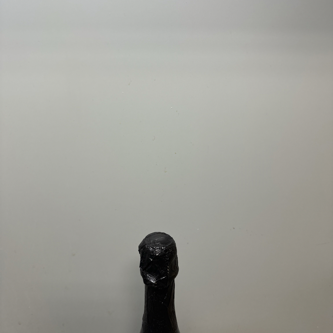 Dom Pérignon(ドンペリニヨン)のドンペリ 2013 ヴィンテージ 750ml 1本 新品 未開栓 箱無し 食品/飲料/酒の酒(シャンパン/スパークリングワイン)の商品写真