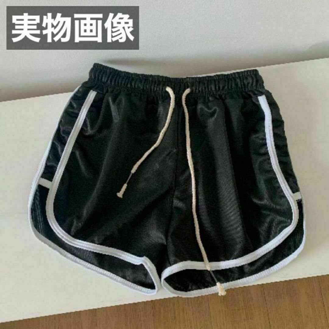 2XL グレー 黒 2枚セット ショートパンツ ルームパンツ 韓国 ラインパンツ レディースのパンツ(ショートパンツ)の商品写真