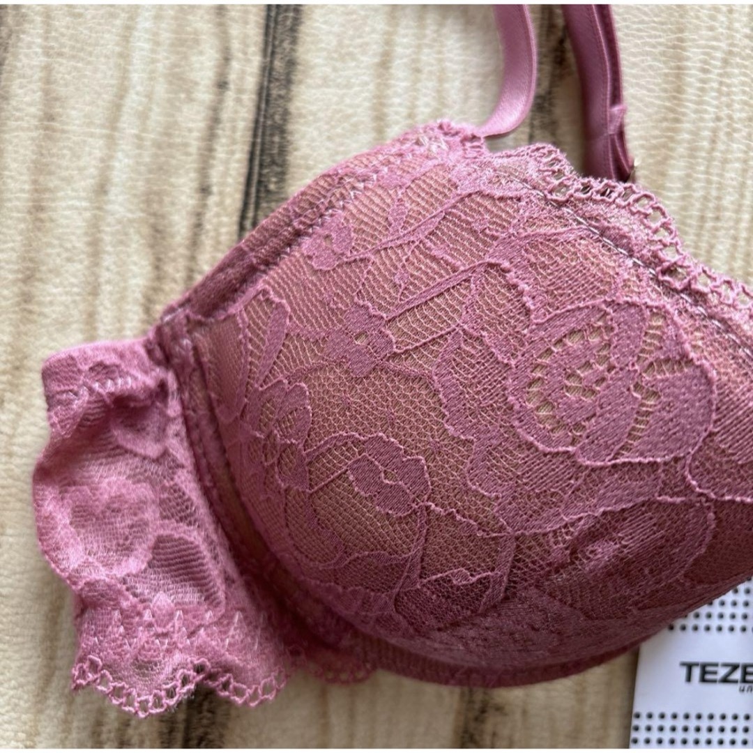 テゼニス Tezenis 新品未使用 レディースの下着/アンダーウェア(ブラ)の商品写真