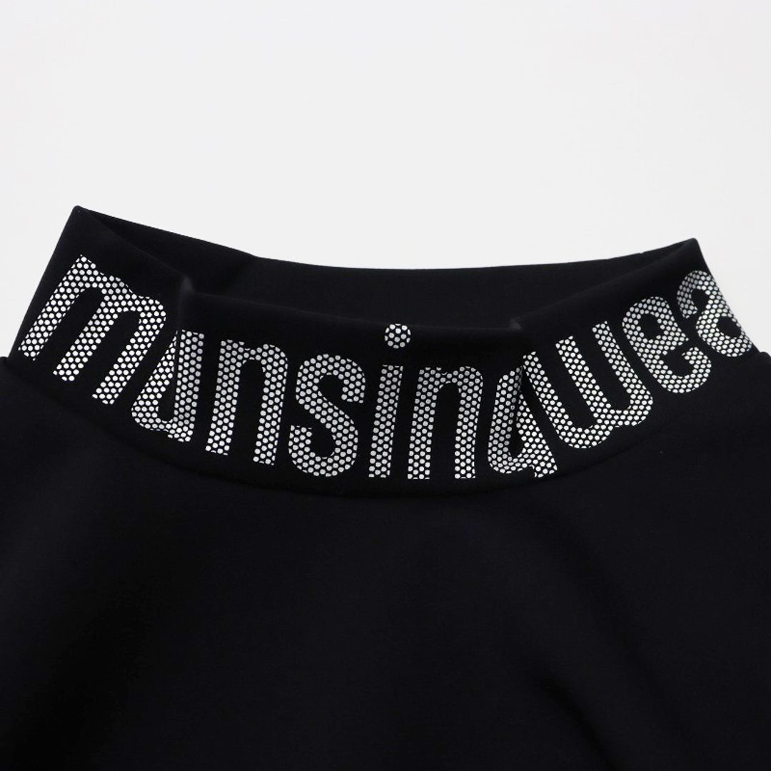 Munsingwear(マンシングウェア)のマンシングウェア Munsingwear ENVOY エンボイ 吸汗ストレッチ保温タックリバーシブル衿ロゴモックネックシャツ LL/黒【2400013815222】 レディースのトップス(カットソー(長袖/七分))の商品写真