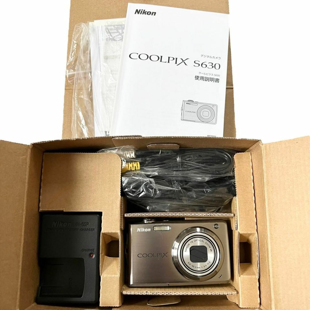 Nikon(ニコン)の【付属品完備】Nikon COOLPIX S630 デジカメ　コンデジ　ニコン スマホ/家電/カメラのカメラ(コンパクトデジタルカメラ)の商品写真