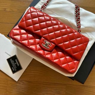 CHANEL - 王道　シャネル　マトラッセ25 ダブルフラップ　シルバーチェーン　ラムスキン