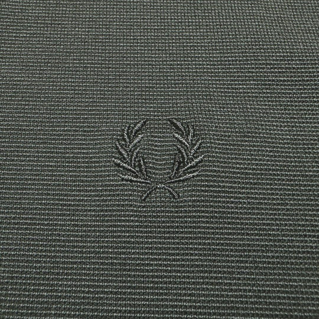 FRED PERRY(フレッドペリー)の【FRED PERRY】刺繍ローレルロゴ MIX PLEATED DRESS レディースのワンピース(ひざ丈ワンピース)の商品写真